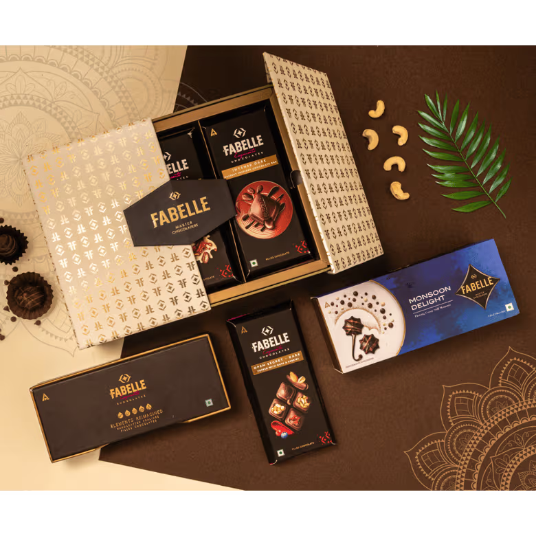Regalia Gold Gift Hamper
